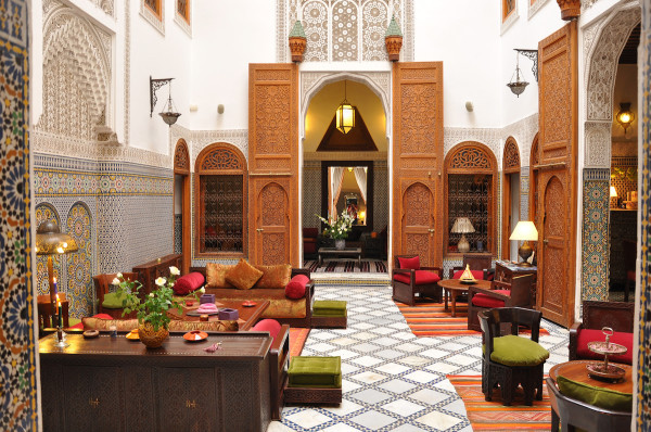 Moroccan-Courtyards-Riad-Roumana-600x398.jpg