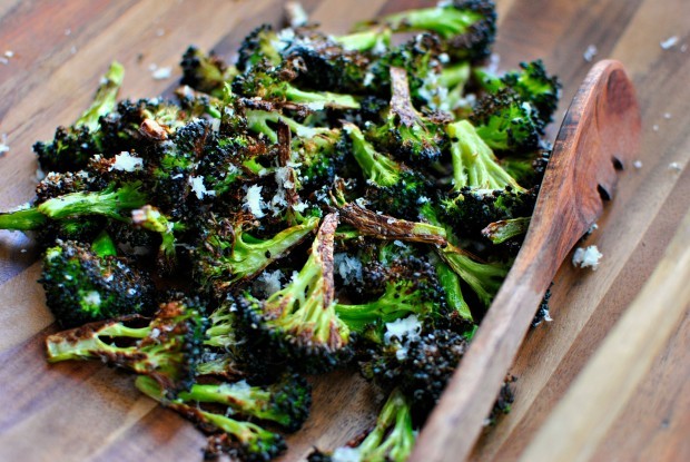 The-BEST-Roasted-Broccoli-www.SimplyScratch.com_-6