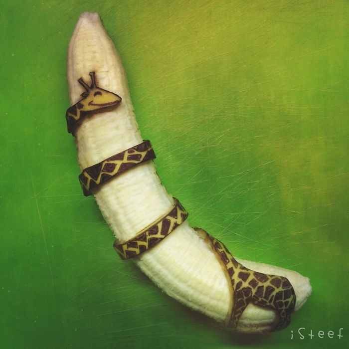 banana-drawings-fruit-art-stephan-brusche-1.jpg