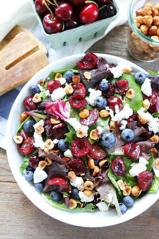 Balsamic-Grilled-Cherry-Blueberry-and-Goat-Cheese-