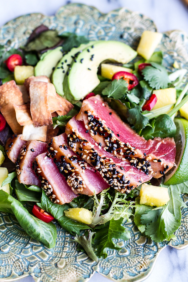 Seared-Ahi-Tuna-Poke-Salad-with-Hula-Ginger-vinaig