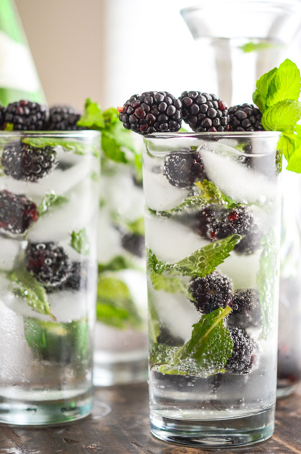 Sparkling-Blackberry-Mint-Aguas-Frescas-1-sm.jpg