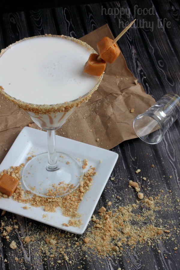 Caramel-Cheesecake-Martini1-wm.jpg