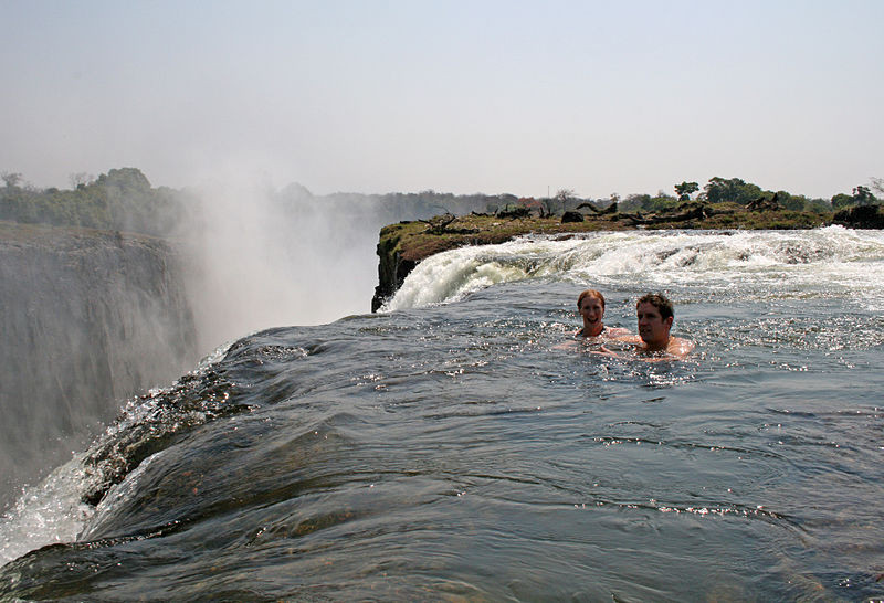 800px-Tourists_swimming_at_Victoria_Falls.jpg
