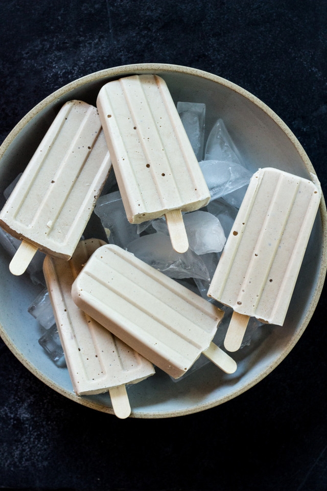 Creamy+Coconut+Popsicles.jpeg