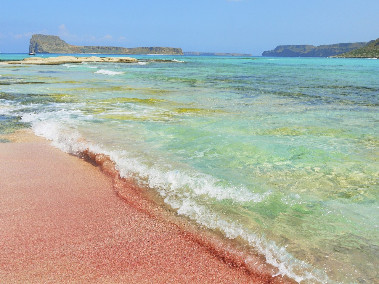 pink-beaches-balos-bay-cr-getty-508445897.jpg