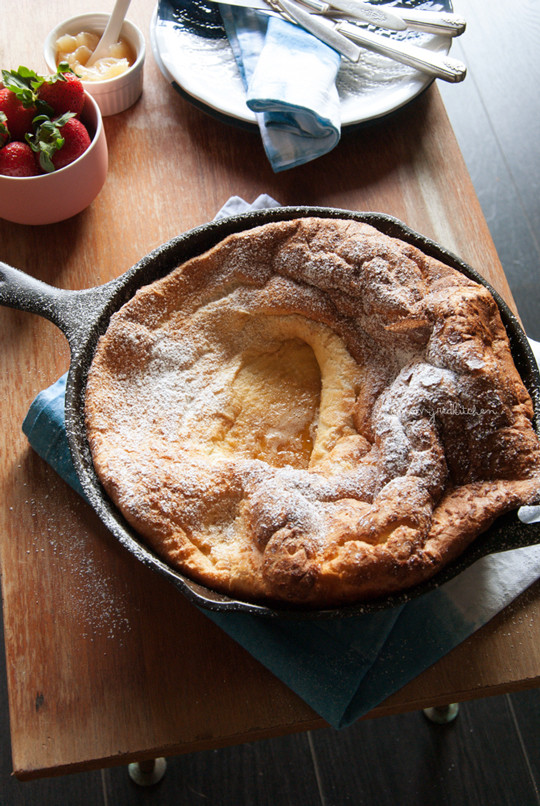 Perfect-Dutch-baby-pancake-2-inmyredkitchen.jpg