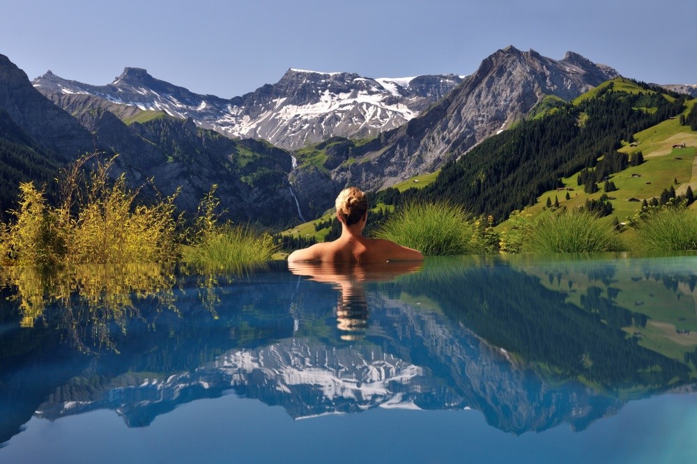 290105-The-Cambrian-Adelboden-outdoor-pool-summer2