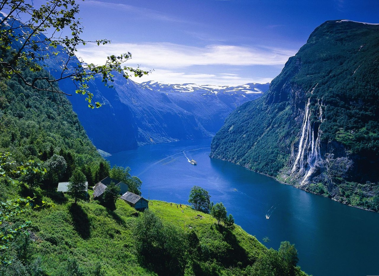 geirangerfjord-s.jpg