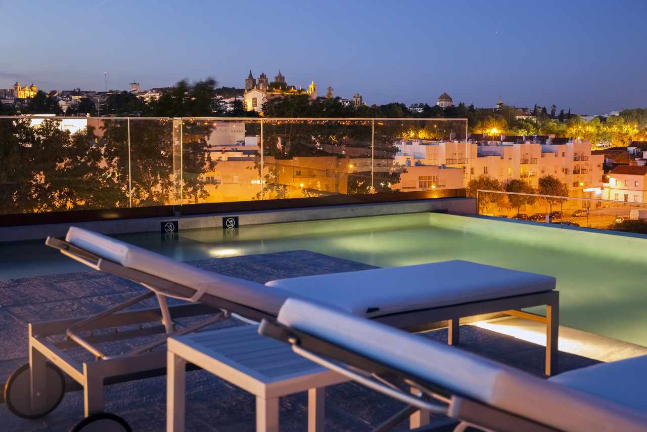 Vitoria_Stone_Hotel-Piscina-0021.jpg