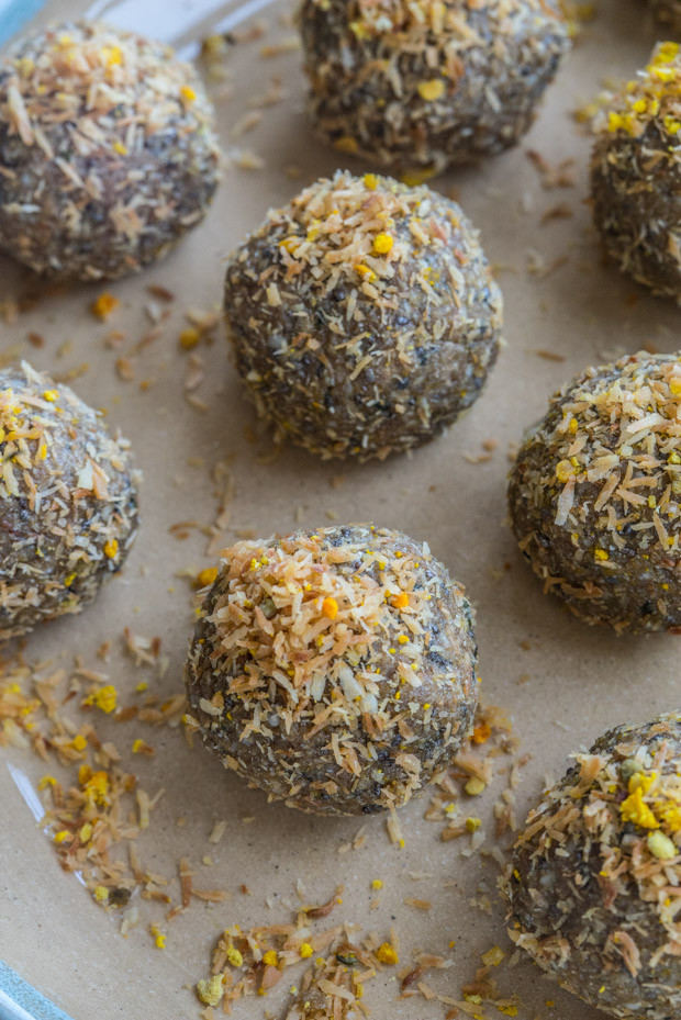 quinoa-hemp-snack-balls-3.jpg