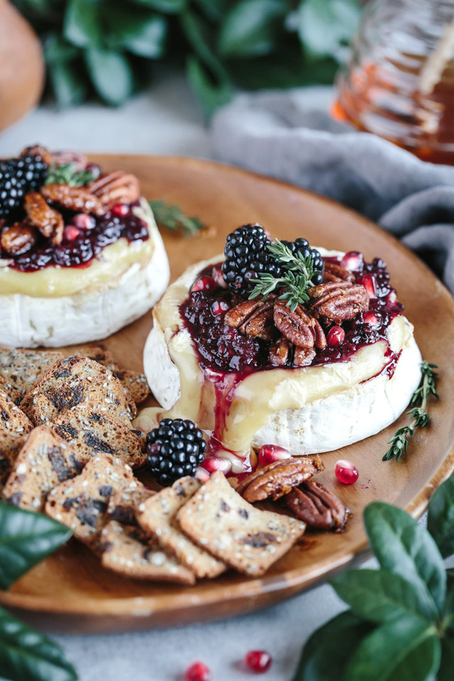 Blackberry-Compote-Spicy-Pecan-Baked-Brie-Recipe-2
