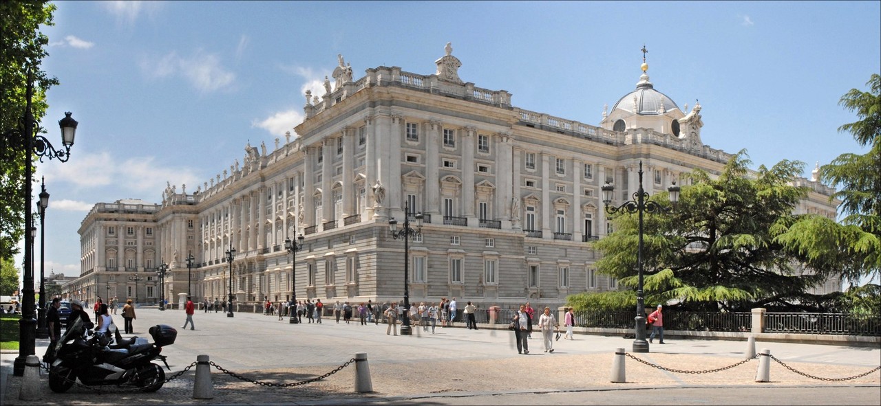 Palacio_Real_(Madrid)_17.jpg