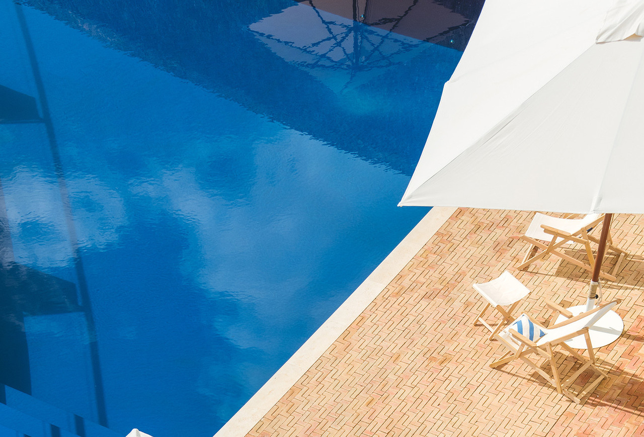 pool details horizontal.jpg