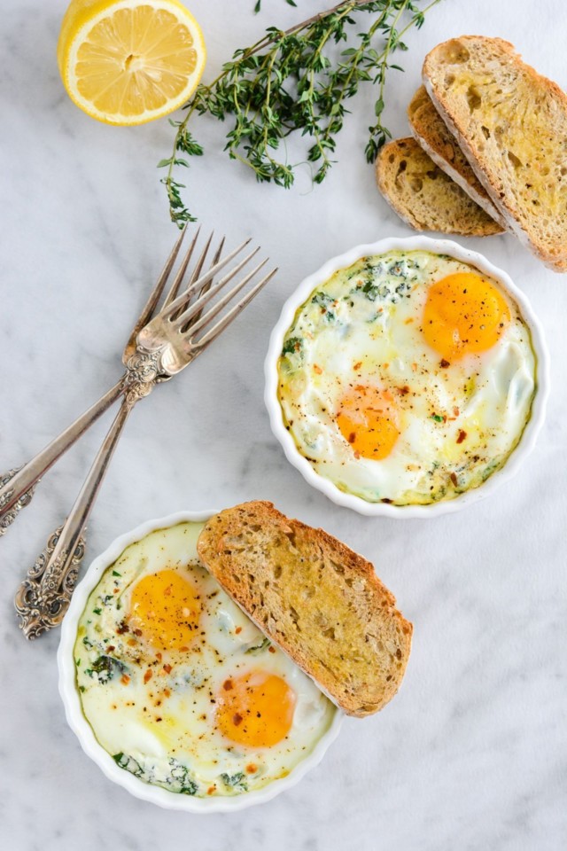 Baked-Egg-with-Ricotta-Thyme-Parsley-2.jpg
