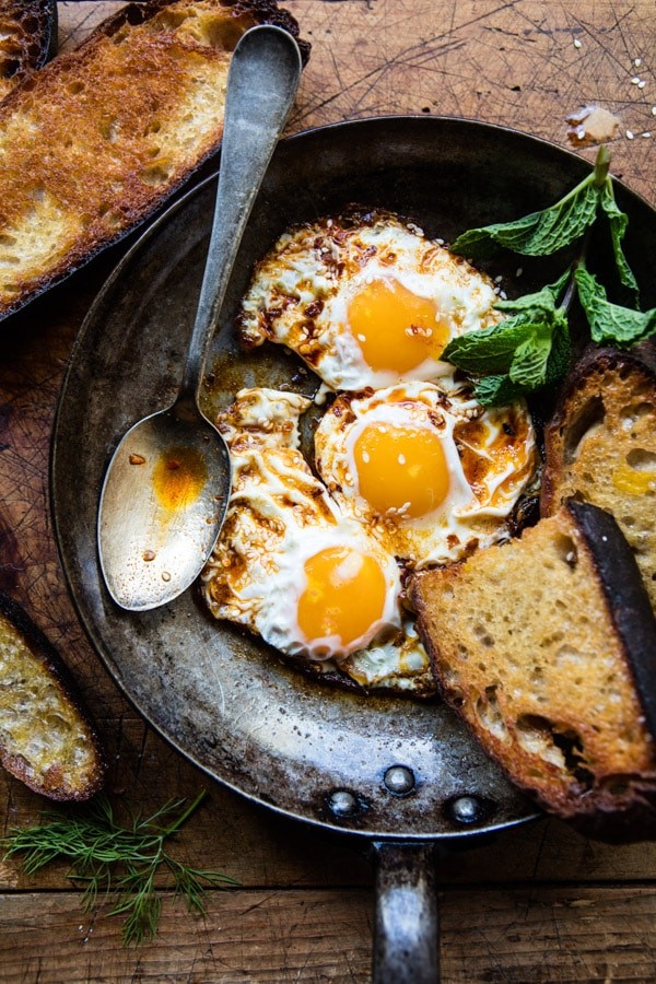Spicy-Moroccan-Fried-Eggs-1.jpg