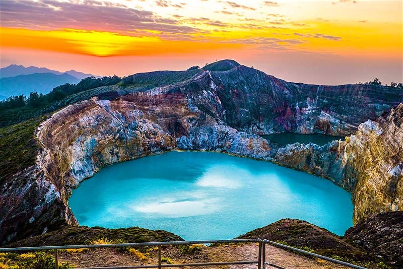 Kelimutu_EastNusaTenggara_Indonesia-9fa20404b57b.j