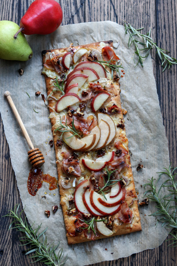 Honey-Roasted-Pear-and-Brie-Flatbread-Vertical-Fea
