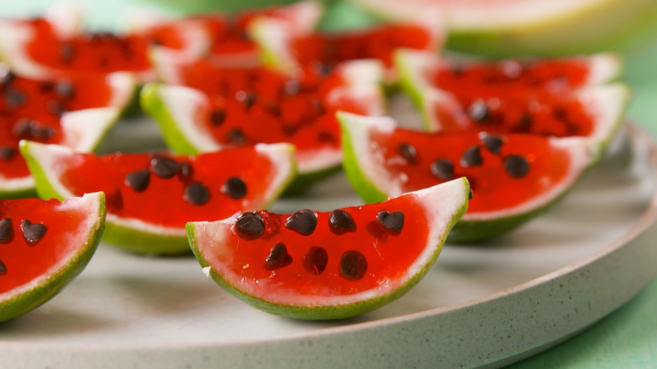 delish-watermelon-jello-shots-still003-1530303011.