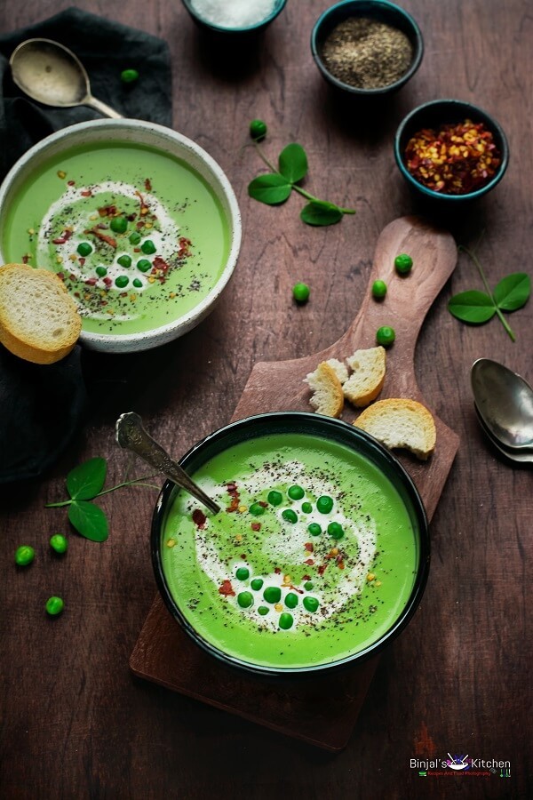 Roasted-Garlic-Green-Peas-Soup-L1.jpg