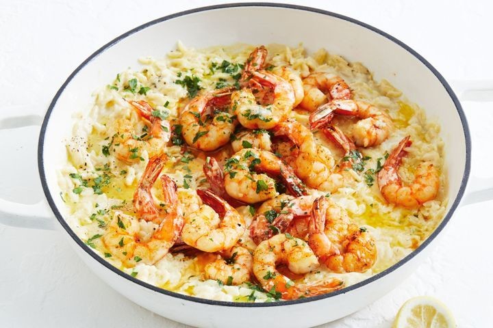 one-pan-creamy-garlic-prawn-risoni-169698-2.jpeg