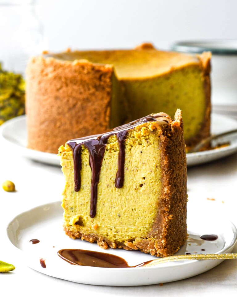 pistachiocheesecake-2.jpg