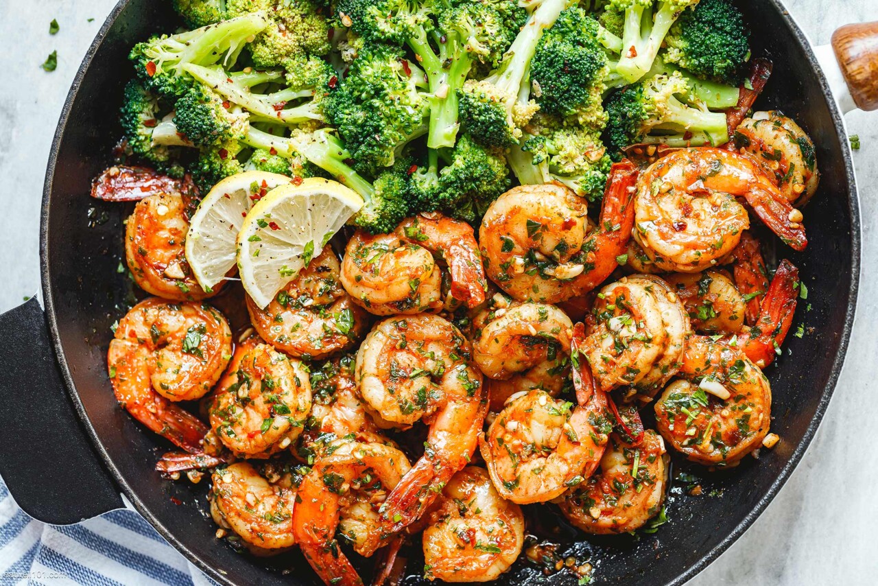 Garlic-Butter-Shrimp-with-Broccoli-Skillet.jpeg