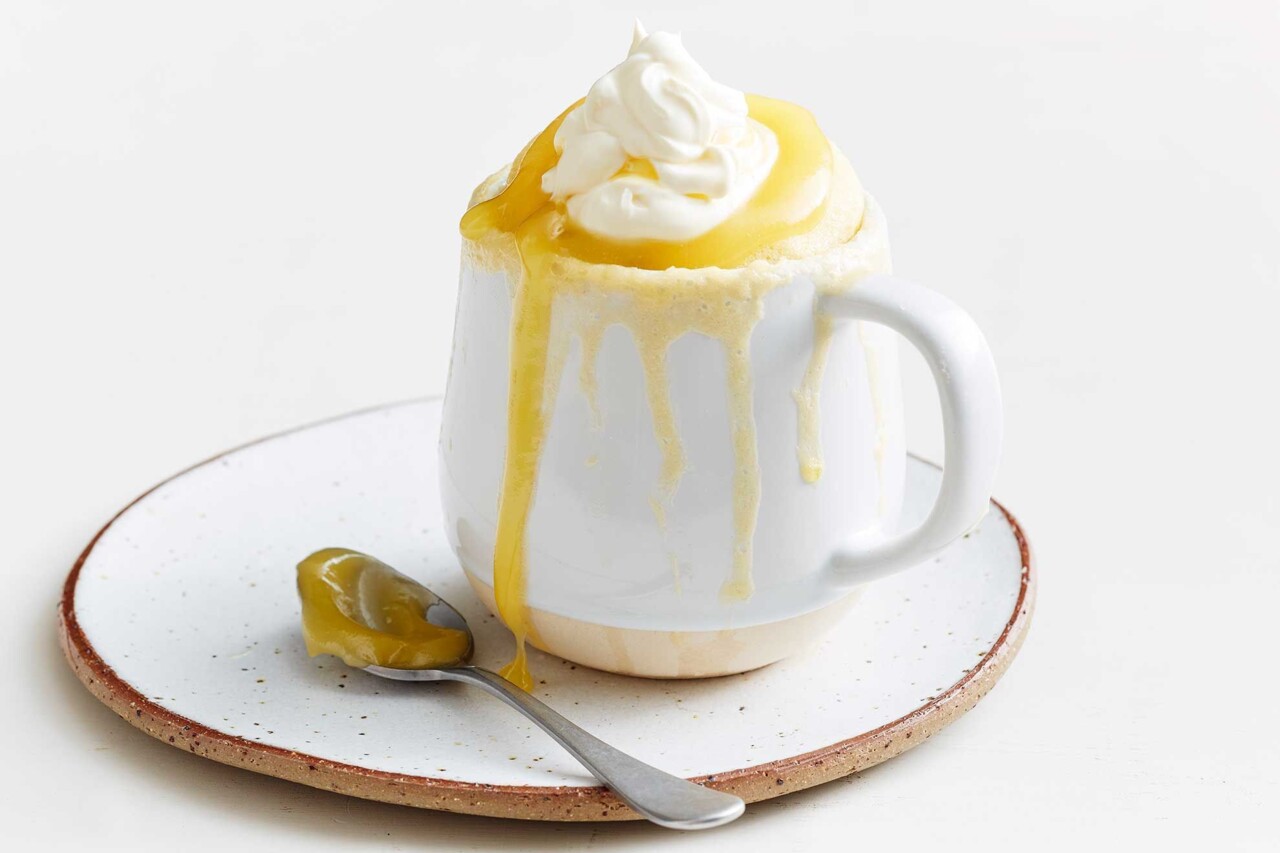 lemon-microwave-mug-cake-124684-1.jpeg
