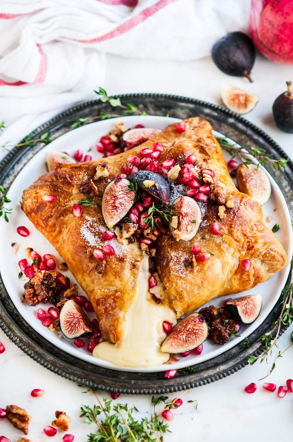 Puff-Pastry-Baked-Brie-with-Fig-and-Candied-Walnuts-7.jpg