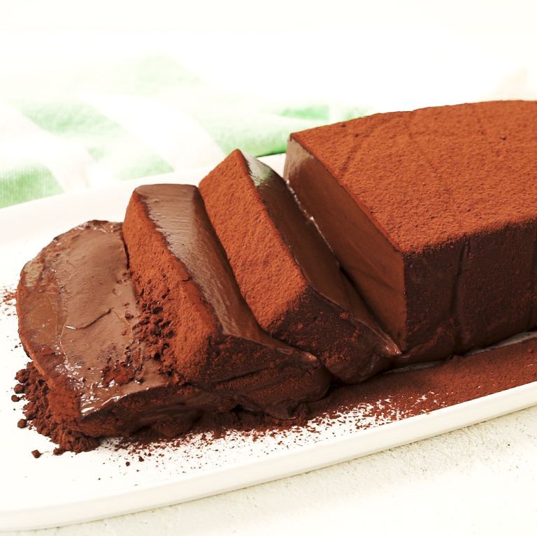 delish-chocolate-pudding-cake-still002-1594653544.jpg