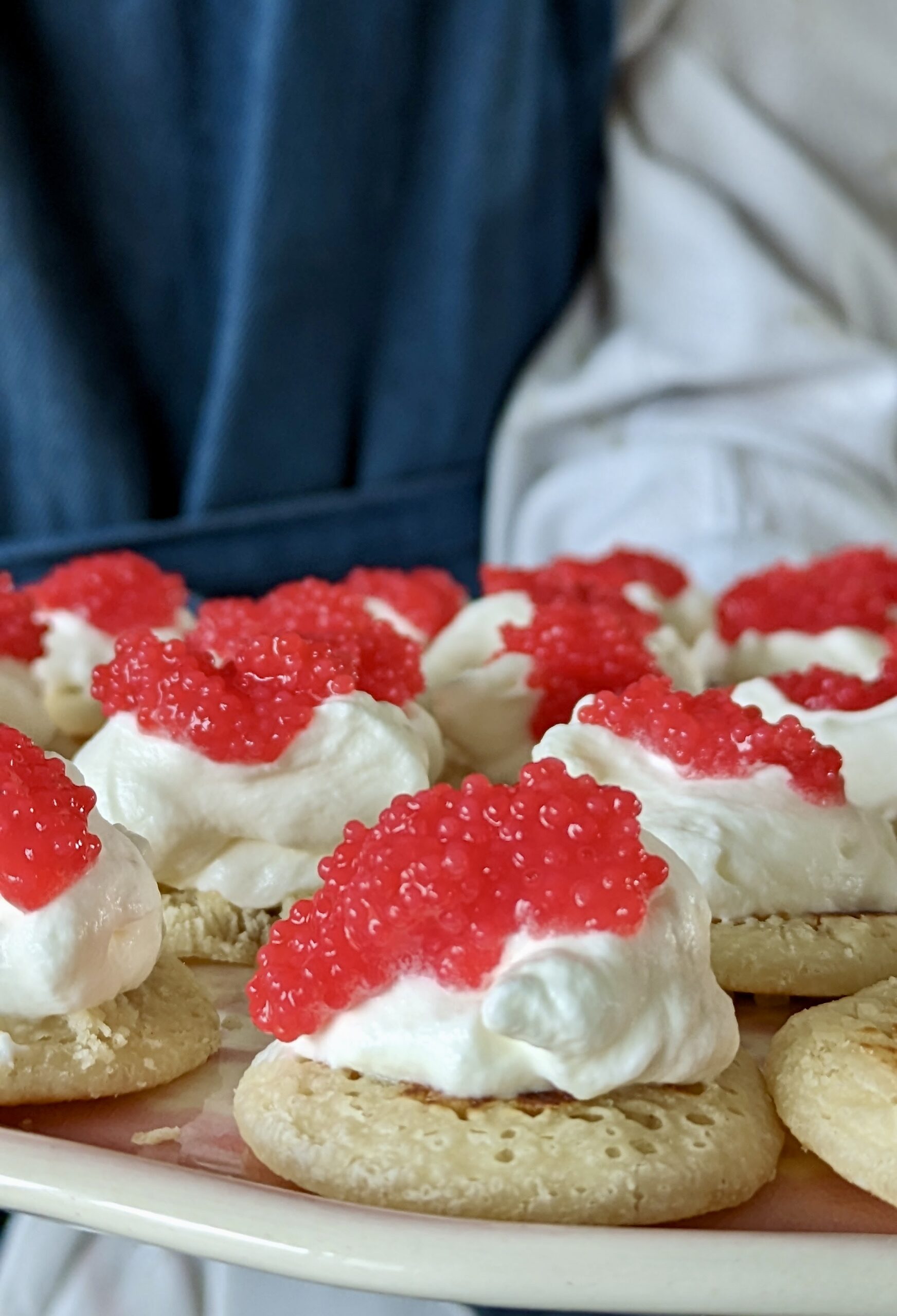 crepes blinis com ovas de lumpo