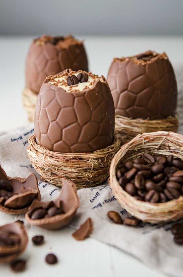 ovos da páscoa recheados com tiramisù