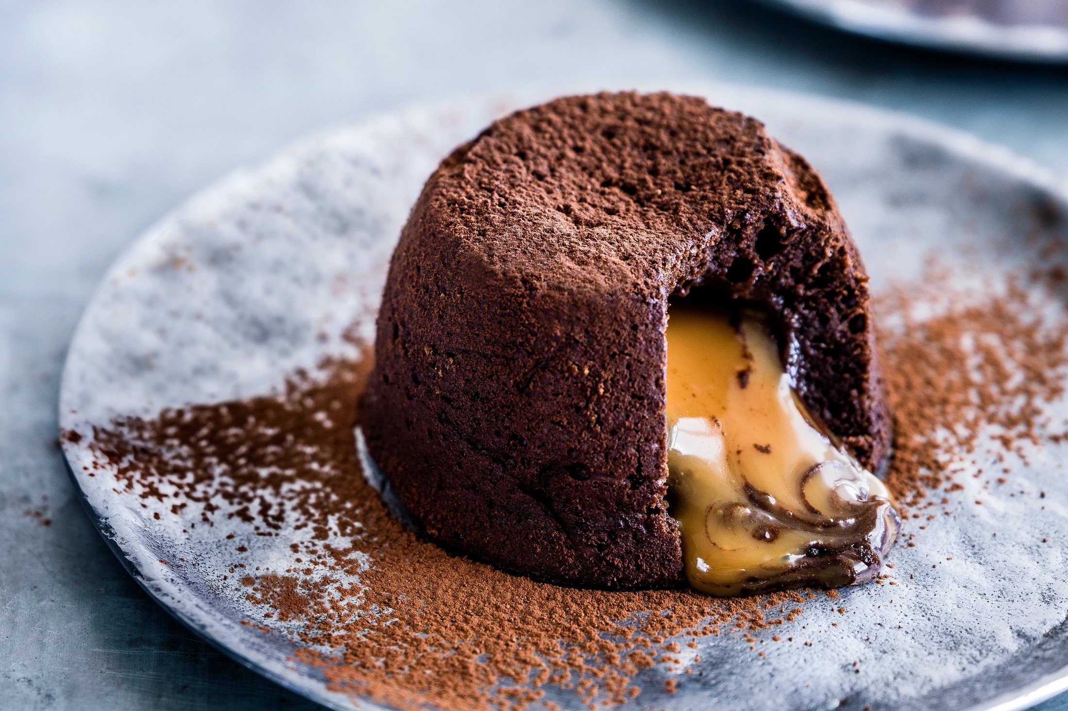 fondant de chocolate com recheio de caramelo salgado