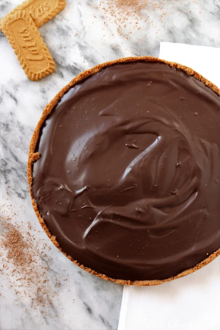 tarte de chocolate com base de bolachas biscoff
