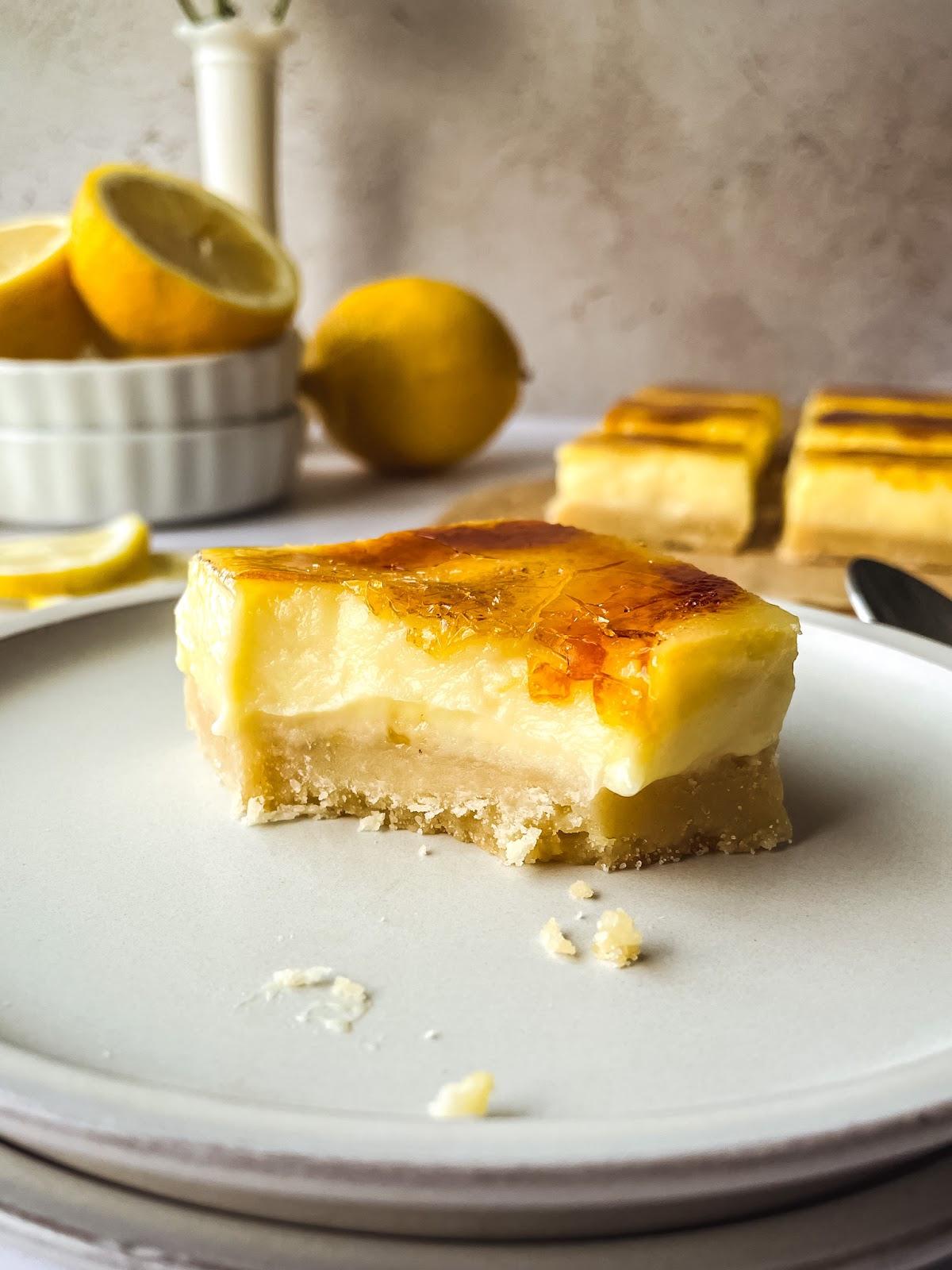 quadrados de limão brûlée